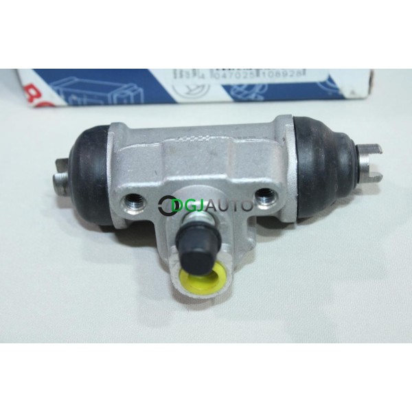 Cylindre de roue frein arriere Bosch WC2388 F026002388 pour kia pride picanto mazda 121 demio toyota dyna 
