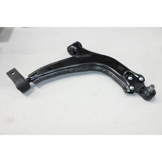 Triangle bras de suspension avant droit Delphi TC616 pour peugeot 306 