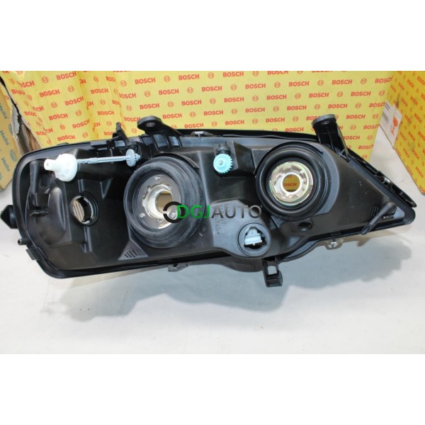 Phare projecteur avant gauche Bosch 0986310601 1EG007640-311 pour opel astra G