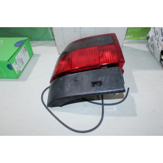 Feu lanterne arriere gauche Magneti Marelli 42232 714025201701 pour citroen ZX 