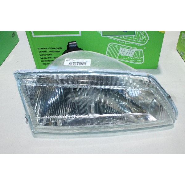 Phare projecteur avant droit Valeo 084638 pour peugeot 106 de 1991 à 1996 