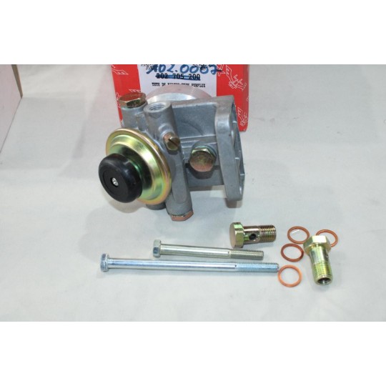 Tete de filtre à carburant gazoil support sans rechauffeur adaptable avec pompe amorcage Lumlux 20270520Q 102.0007 