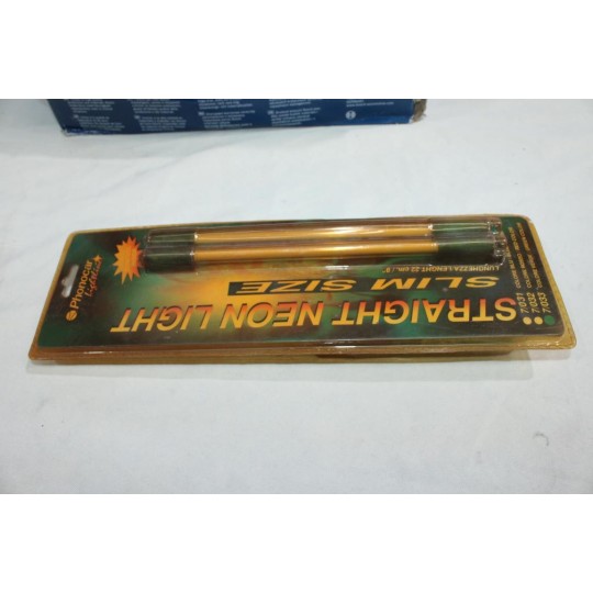 Jeu 2 tubes neon eclairage decoration vert 22cm slim Phonocar 7/033 