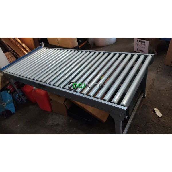 Table à rouleau chemin de ligne Ferplast 87cm de large 196cm de long rouleau 80cm passe 75cm hauteur 65cm occasion excellent