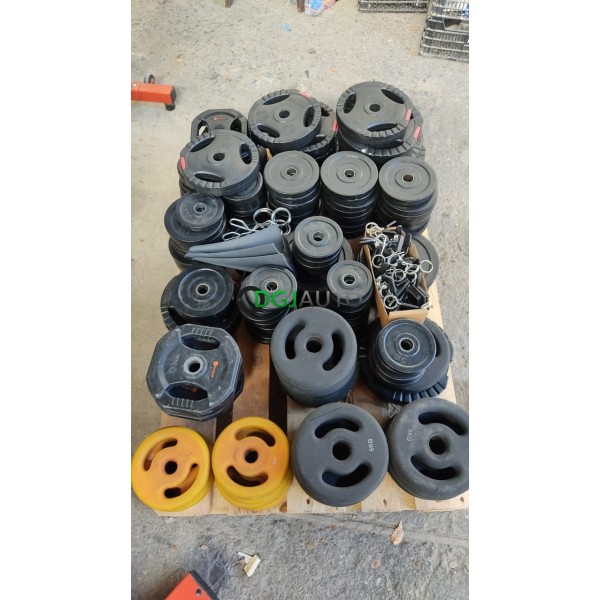 (Envoi nous consulter) Ensemble 167 disques de poids musculation (total 401kg 3 marques différentes) avec son support démonté