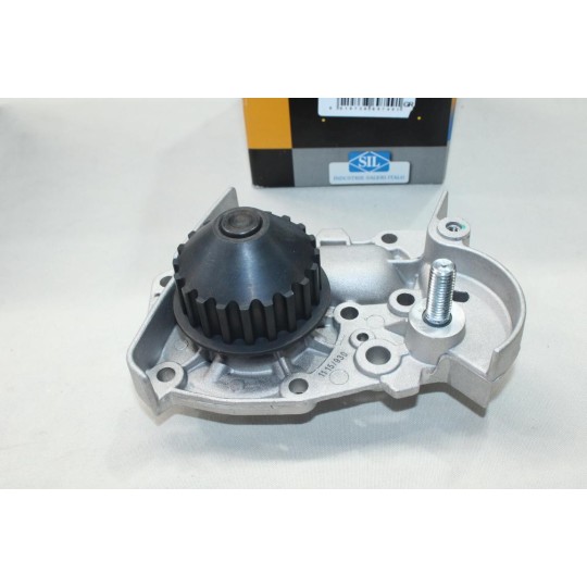 Pompe à eau Saleri PA611A pour renault 19 R19 clio 1 express 1.2 1.4 essence 