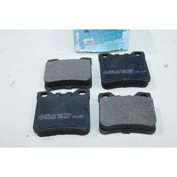 Jeu 4 plaquettes de frein arriere montage teves Techin PS118 pour peugeot 406 607 