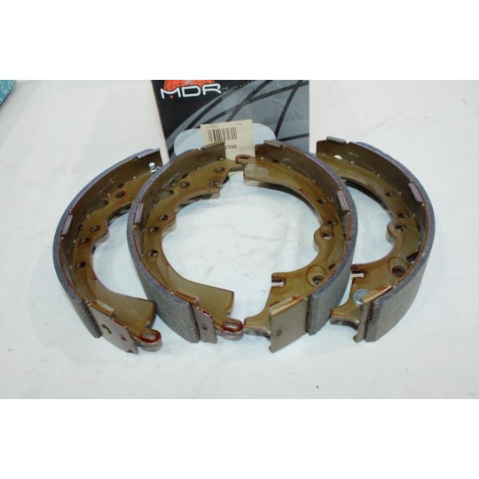 Jeu 4 machoires de frein arriere 255x50mm montage akebono MDR MBS-2T06 GF-219AF pour toyota hilux 6 7 VI VII 