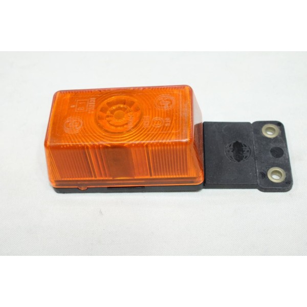 Feu laterale de gabarit PMMA 0152636 52363 pour utilitaire remorque 