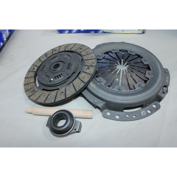 Kit embrayage disque + mecanisme + butée + centreur Sasic SCL0187 OEM 205102 pour citroen BX visa GTI peugeot 305 309 1.6 