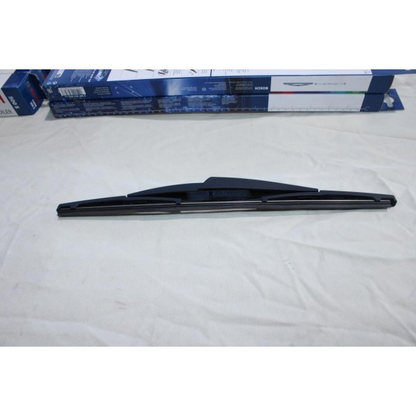 Balais essuie glace lunette arriere hayon 370MM Bosch H370 3397011022 pour volvo V40 V70 XC70 XC90 