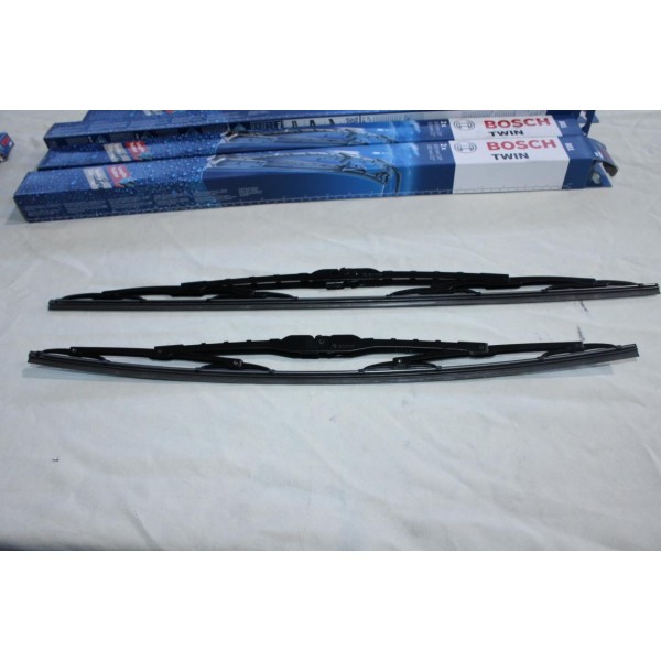 Jeu 2 balais essuie glace 600mm + 530mm Bosch 801 3397001801 pour mercedes classe C W203 volvo S60 V70 XC70 XC90 volkswagen 