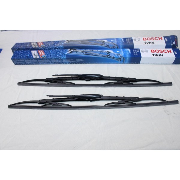 Jeu 2 balais essuie glace 2x 550mm avec gicleurs Bosch N°405 3397005800 pour peugeot 405 