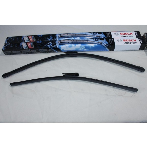 Jeu 2 balais essuie glace souple aerotwin 700mm + 550mm Bosch A256S 3397007256 pour citroen C5 opel zafira B 