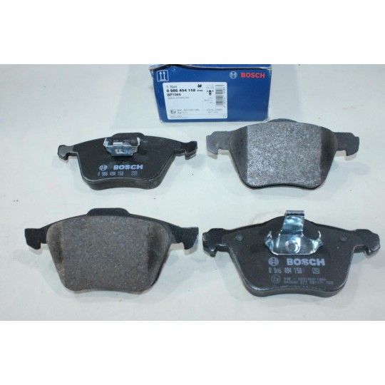 Jeu 4 plaquettes de frein avant montage teves Bosch BP1069 0986494158 pour volvo S60 V70 XC70 XC90 