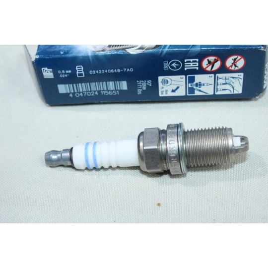 Jeu 4 bougies allumage Bosch FR6KDC+ 79113 +53 0242240648 pour peugeot 206 1.4 CNG smart cabrio city 0.6 