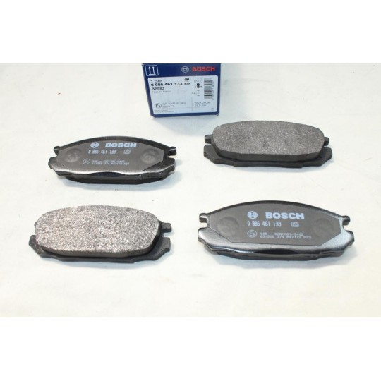Lot 4 plaquettes de frein arriere montage sumitomo Bosch BP583 0986461133 pour nissan patrol Y60 K260 