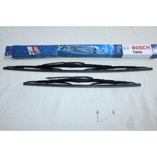 Lot 2 balais essuie glace 65cm + 45cm avec gicleurs Bosch 651 3397118321 pour renault espace 3 III avantime 