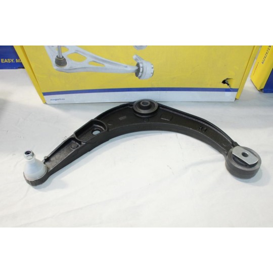 Triangle bras de suspension avant gauche Moog RE-WP-0340 pour renault safrane 