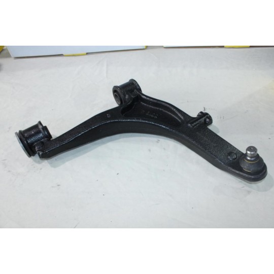 Triangle bras de suspension avant droit Moog RE-WP-1053 pour renault master 2 II opel movano A nissan interstar 