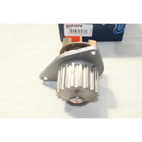 Pompe à eau (joint non inclus) Quinton Hazell QCP3578 pour citroen C2 C3 C4 peugeot 206 207 307 1007 1.4 essence 