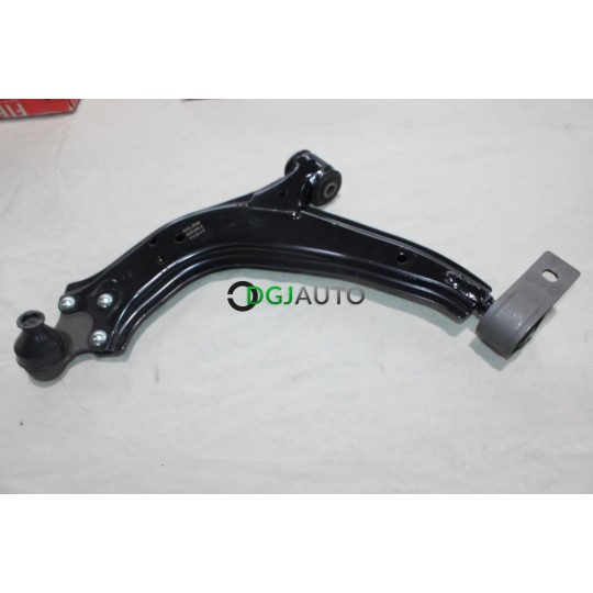 Triangle bras de suspension avant droit Delphi TC617 pour peugeot 306 