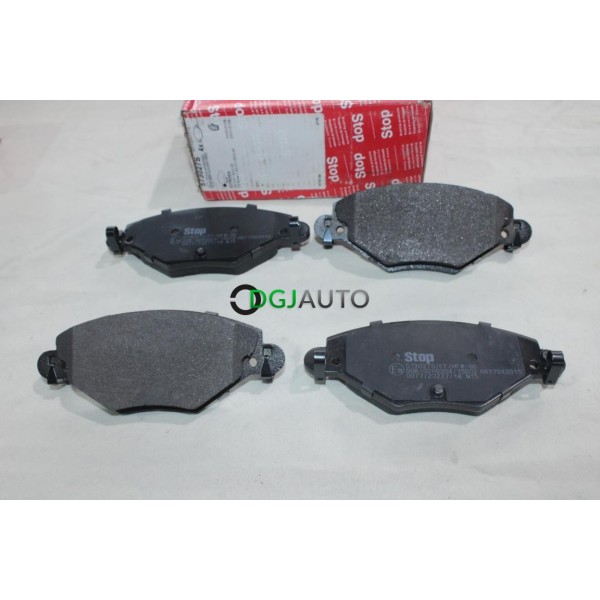 Jeu 4 plaquettes de frein avant montage bosch Stop 573027S pour citroen C5 de 2000 à 2008 