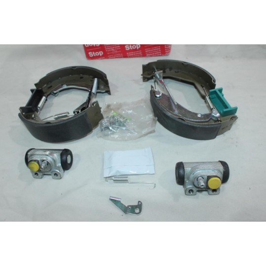 Kit frein arriere 180x40mm montage lucas Stop 381243S pour renault super 5 clio 1 