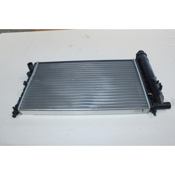 Radiateur de refroidissement moteur Valeo 883773 pour citroen BX 1.6 1.9 essence dont GTI 1.9D 1.9 D diesel 
