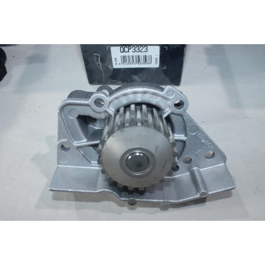 Pompe à eau avec joint Quinton Hazell QCP3323 pour citroen xantia XM ZX evasion xsara fiat ulysse 1 lancia zeta peugeot 306 406 