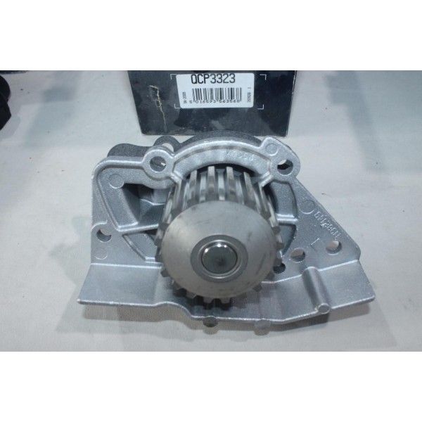 Pompe à eau avec joint Quinton Hazell QCP3323 pour citroen xantia XM ZX evasion xsara fiat ulysse 1 lancia zeta peugeot 306 406 