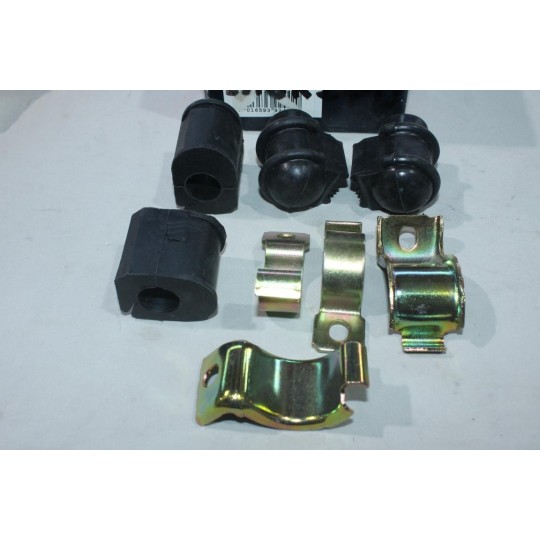 Kit 4 silents bloc + 4 etriers de barre stabilisatrice Quinton Hazell EMBK2413 pour renault clio 1 