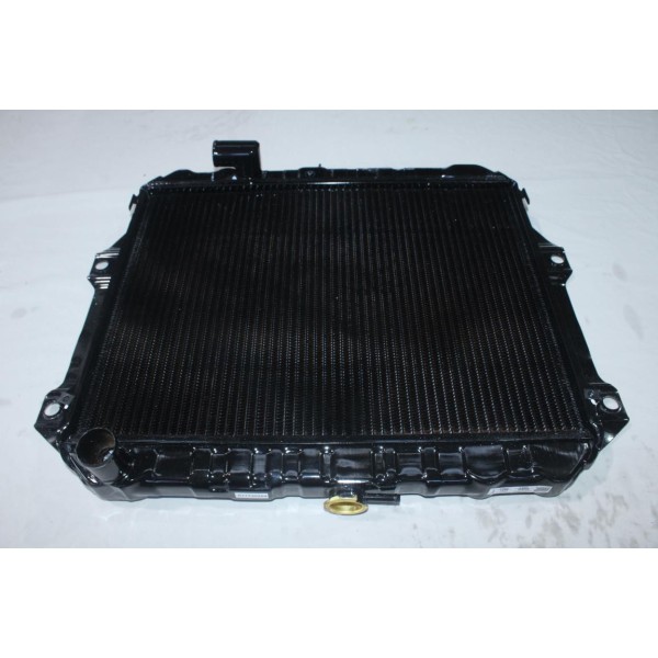 Radiateur de refroidissement moteur Nissens 61761 pour daihatsu rocky wildcat 2.8D 2.8TD 2.8 D TD diesel 