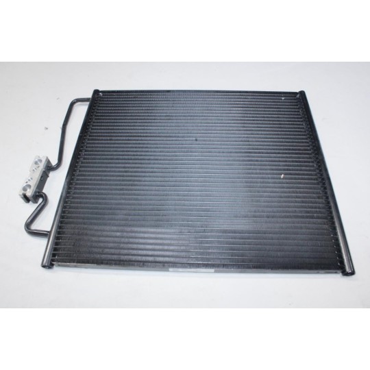 Radiateur condenseur de climatisation Valeo 817406 pour BMW serie 7 E38 