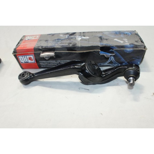 Triangle bras de suspension droit Quinton Hazell QSJ1040S pour peugeot 309 