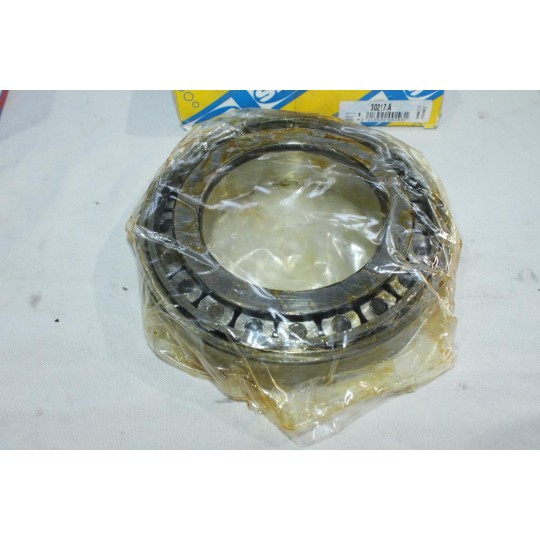 Roulement de roue SNR 30217.A pour MAN TGA TGM TGX TGS 