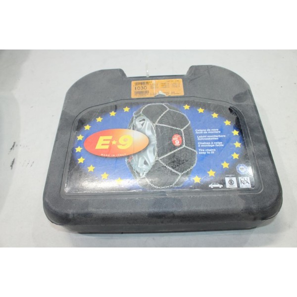 Lot 2 chaines neige Thule E9 N°030 pour pneu roue jante 155/80/12 165/70/12 165/65/13 145/80/13 155/70/13 175/60/13 135/80/14 
