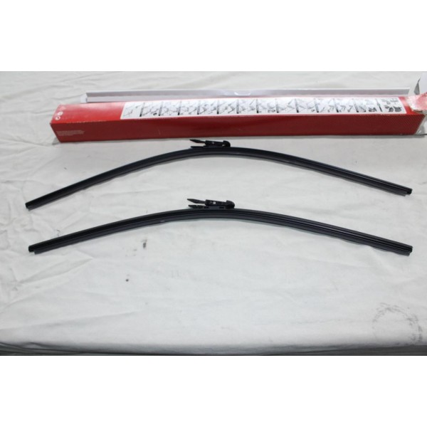 Lot 2 balais essuie glace souple 700MM + 600MM Axcar A7060FB pour citroen C4 partir de 2004 peugeot 307 de 2003 à 2005 