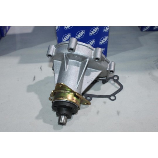 Pompe à eau avec joint Sasic 9001146 OEM 6012000220 pour mercedes 190 W201 classe E W124 200D diesel 