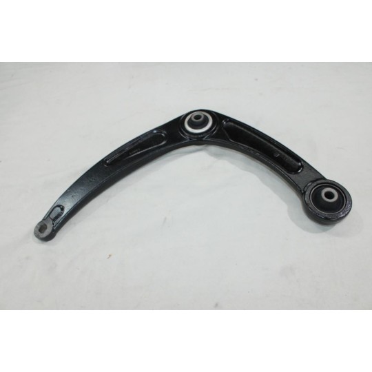 Triangle bras de suspension avant gauche Techin TR025 pour citroen C4 dont picasso berlingo 1 2 I II peugeot 307 partner 1 2 I 