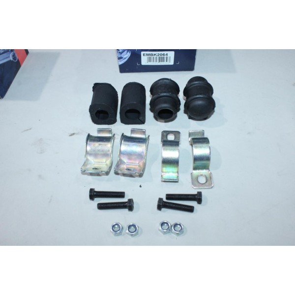 Kit 4 silents bloc avec 4 etriers de fixation barre stabilisatrice Quinton Hazell EMBK2064 pour renault 19 R19 megane 1 dont 