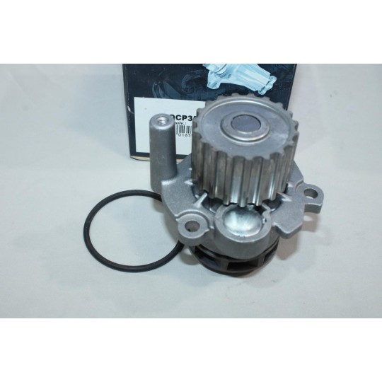Pompe à eau avec joint Quinton Hazell QCP3567 pour seat ibiza 3 III cordoba 2 II skoda fabia 1 I volkswagen polo 4 IV 1.9SDI 