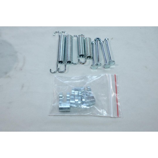 Kit ressorts et agrafes fixation machoire de frein Hella 8DZ355201-861 pour iveco daily 2 3 4 5 6 II III IV V VI renault mascott