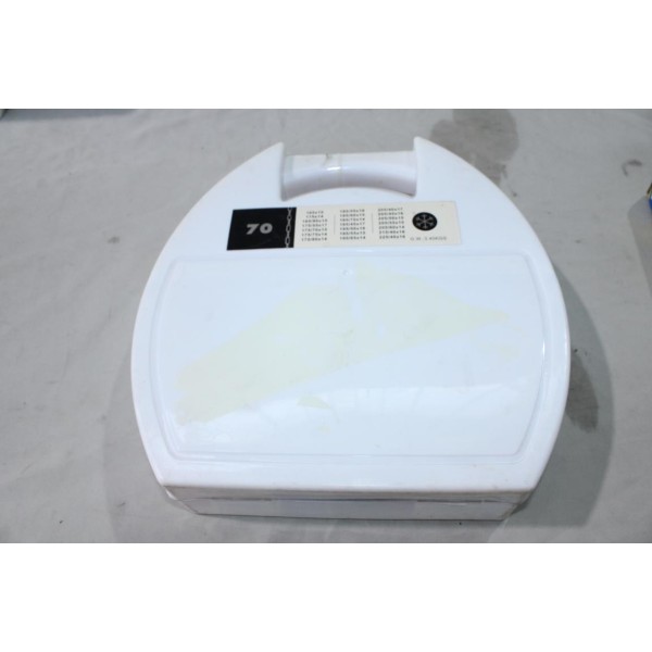 Jeu 2 chaines neige GW E9 N°70 pour pneu roue jante 165/15 175/14 165/80/15 175/55/17 175/70/15 175/75/14 175/80/14 185/55/16 