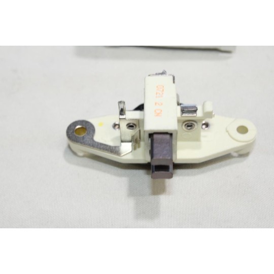 Regulateur alternateur Wai 17/0503 IB352 pour alfa romeo 6 33 75 90 155 spider alfasud alfetta arna giulietta GTV audi 50 80 90 