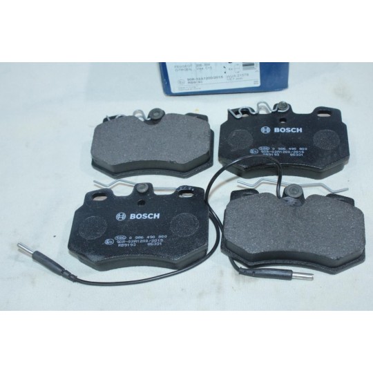 Jeu 4 plaquettes de frein avant montage lucas Bosch BP774 0986490800 pour citroen C15 visa peugeot 205 309 