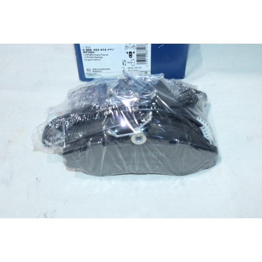 Jeu 4 plaquettes de frein avant montage lucas Bosch BP204 0986424414 pour citroen berlingo xsara peugeot 306 partner 