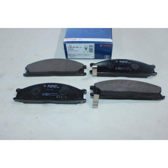 Jeu 4 plaquettes de frein avant montage sumitomo Bosch BP798 0986493480 pour nissan terrano WD21 prairie M10 vanette C22 urvan 