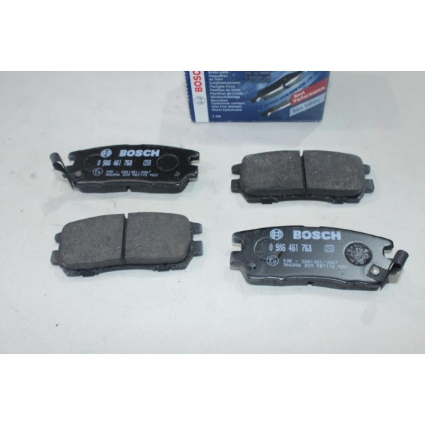 Jeu 4 plaquettes de frein arriere montage akebono Bosch BP616 0986461768 pour mitsubishi pajero L400 delica montero 