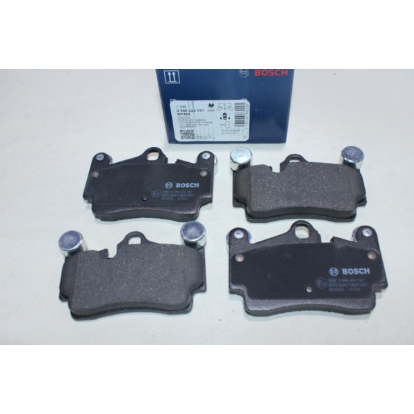 Jeu 4 plaquettes de frein arriere montage brembo Bosch BP450 0986424741 pour audi Q7 porsche cayenne volkswagen touareg 